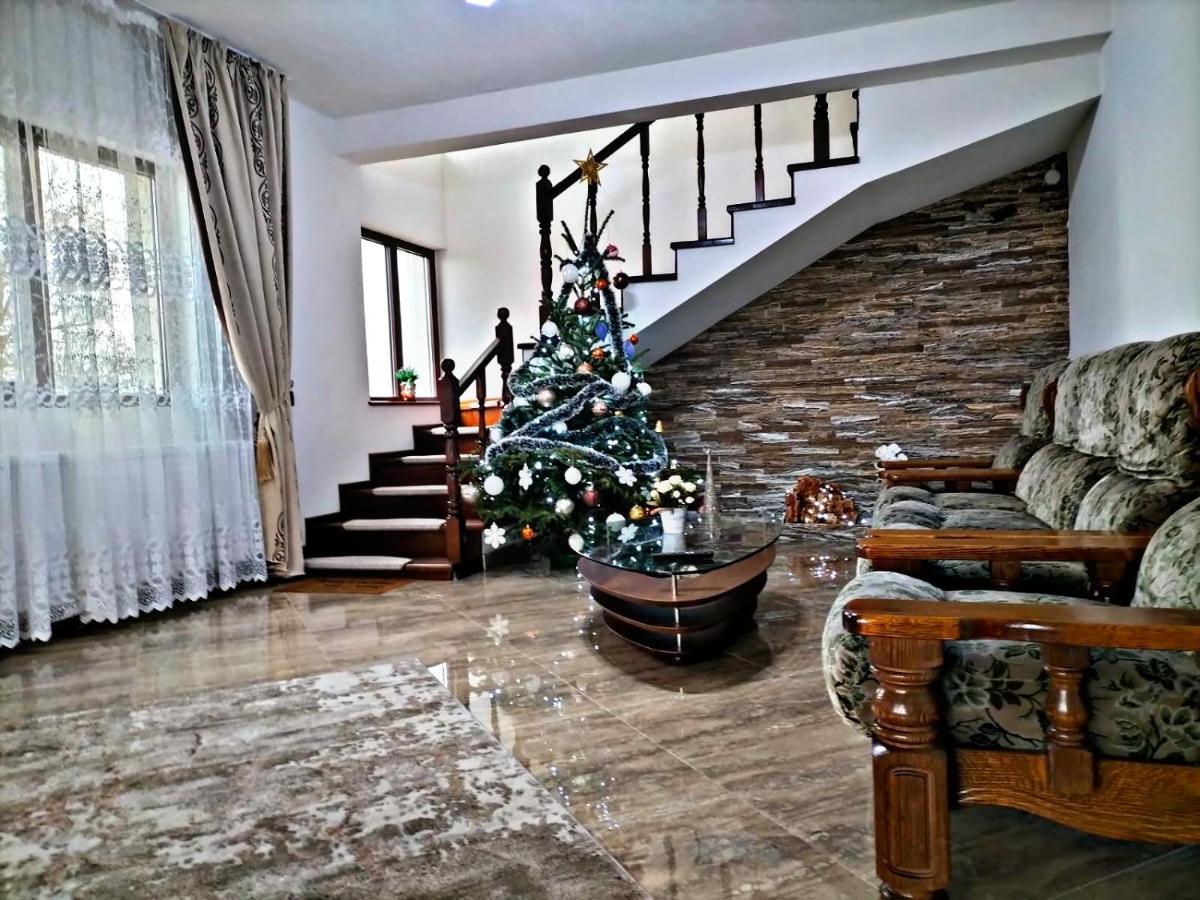 Pensiunea Casa Nusa บายาเดเฟียร์ ภายนอก รูปภาพ